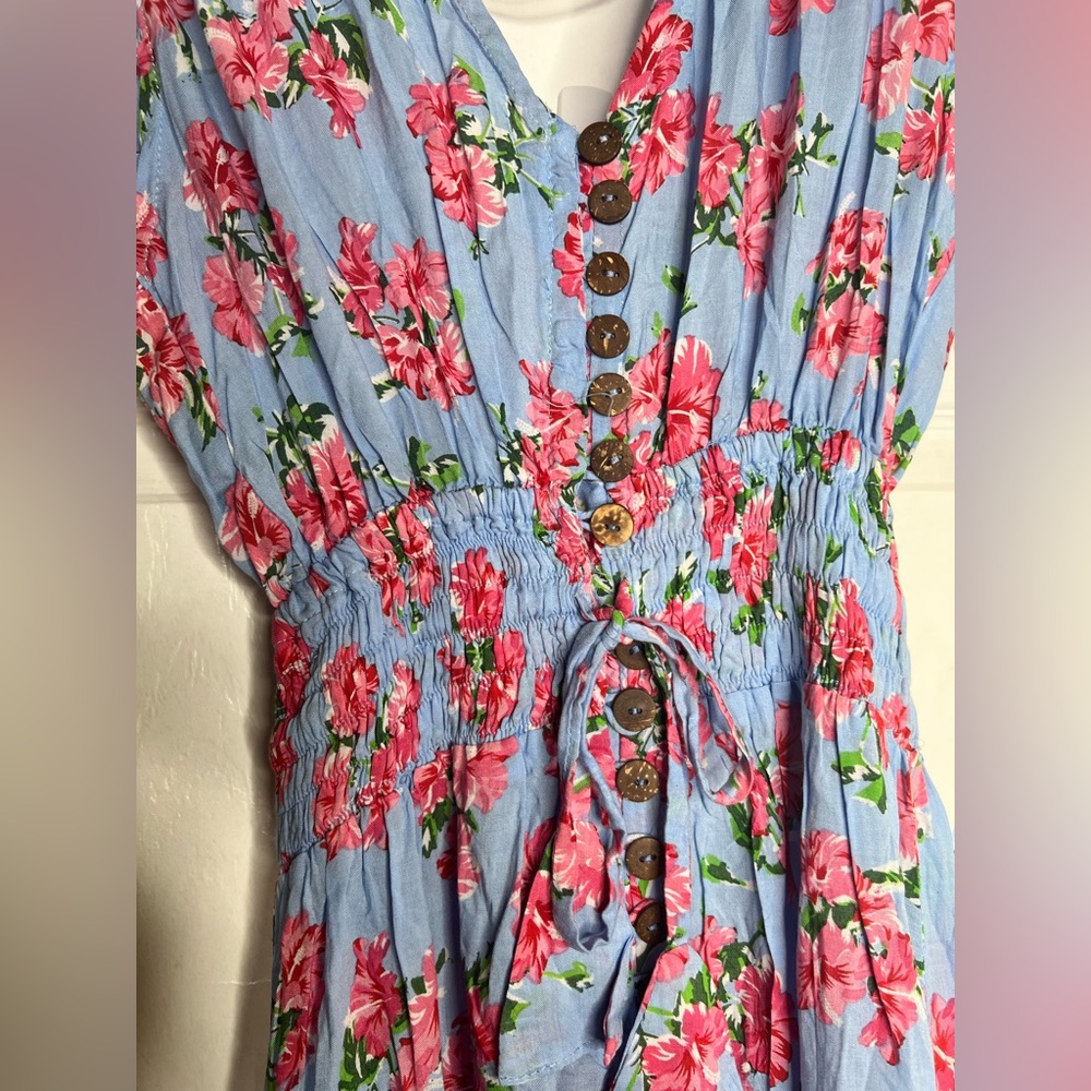 Tiare Hawaii New Moon Maxi Dress | Hibiscus Bouquet Baby Blue - Picture 13 of 14